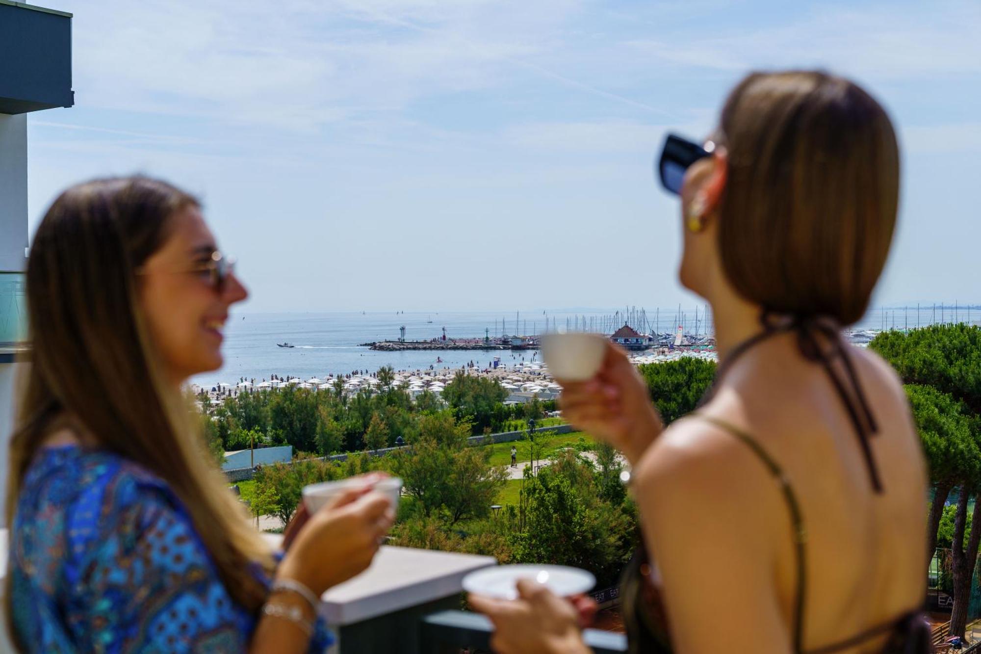 Brasil Seaview Hotel Milano Marittima Exterior foto